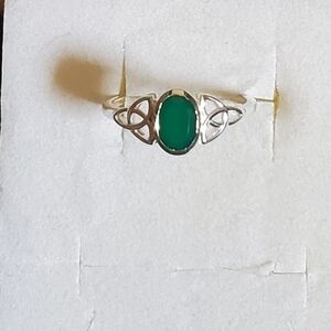 VERDE ONYX Celtic Style Ring in Platinum Over Sterling Silver